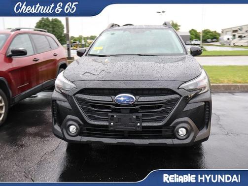 Crystal Black Silica 2024 Subaru Outback Onyx Edition