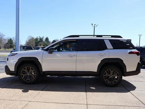 Crystal White Pearl 2026 Subaru Outback Limited XT