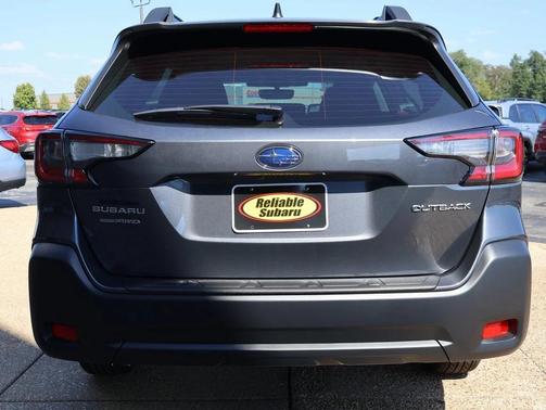 2025 Subaru Outback Base