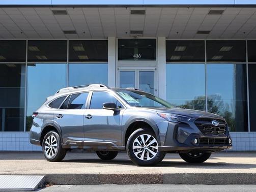 2025 Subaru Outback Base
