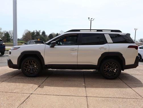 Crystal White Pearl 2026 Subaru Outback Limited XT