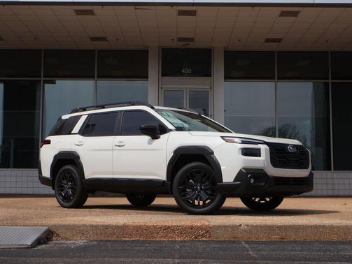 Crystal White Pearl 2026 Subaru Outback Limited XT