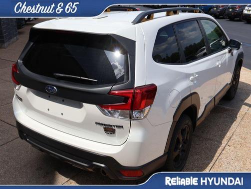 Crystal White Pearl 2023 Subaru Forester Wilderness