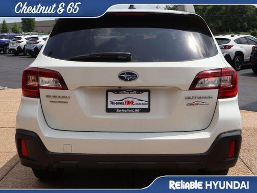 Crystal White Pearl 2019 Subaru Outback 2.5i Limited