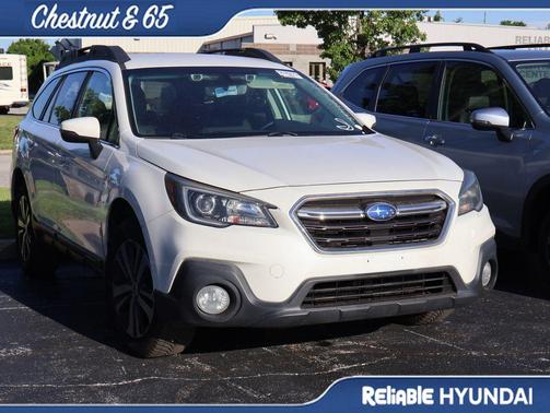 Crystal White Pearl 2019 Subaru Outback 2.5i Limited
