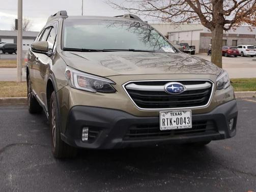 2022 Subaru Outback Premium