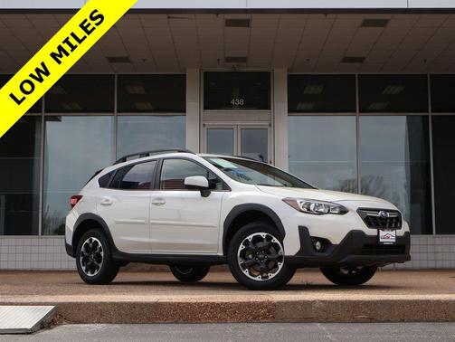 Crystal White Pearl 2021 Subaru Crosstrek Premium
