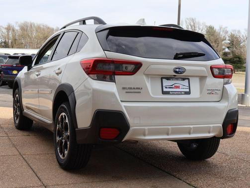 Crystal White Pearl 2021 Subaru Crosstrek Premium