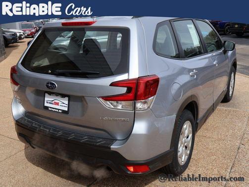 Ice Silver 2020 Subaru Forester Base