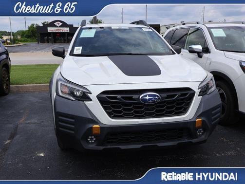 Crystal White Pearl 2023 Subaru Outback Wilderness