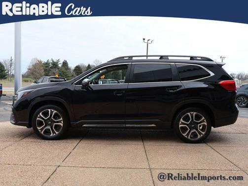Crystal Black Silica 2023 Subaru Ascent Limited 7-Passenger