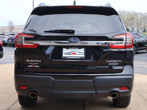 Crystal Black Silica 2023 Subaru Ascent Limited 7-Passenger