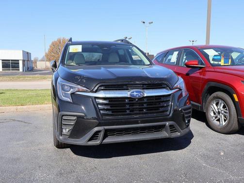 Crystal Black Silica 2023 Subaru Ascent Limited 7-Passenger