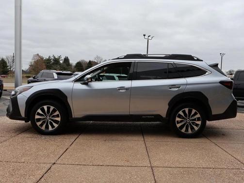 2023 Subaru Outback Touring XT