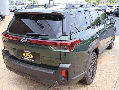 Deep Emerald Green Pearl 2026 Subaru Outback Limited XT