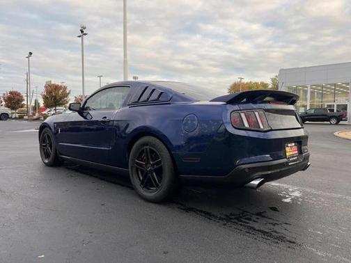 2012 Ford Mustang V6 Premium