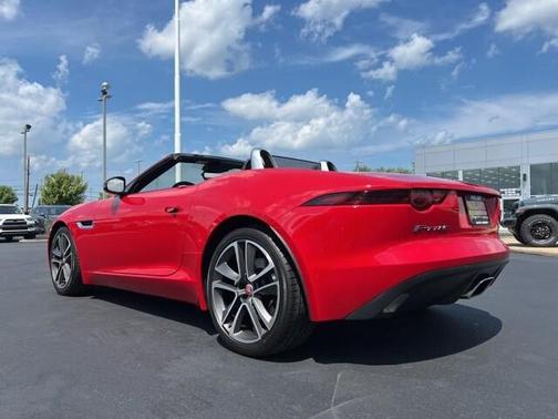 2019 Jaguar F-TYPE P300