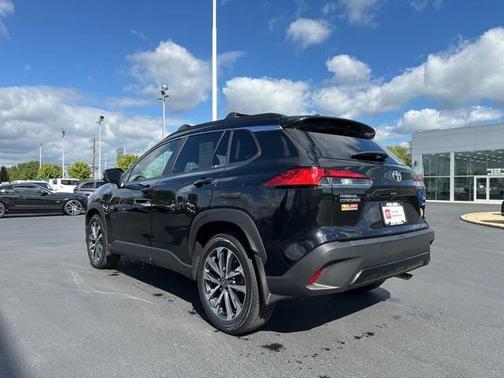 2023 Toyota Corolla Cross XLE