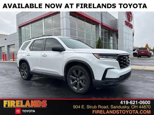 2023 Honda Pilot AWD Sport