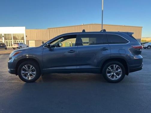 2016 Toyota Highlander LE Plus