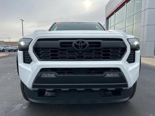 2025 Toyota Tacoma TRD Off Road