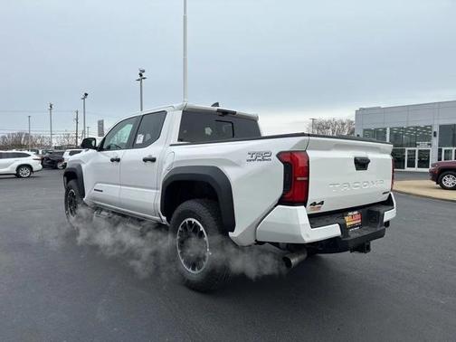 2025 Toyota Tacoma TRD Off Road