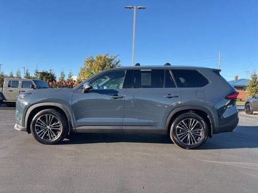 2024 Toyota Grand Highlander Hybrid Limited MAX