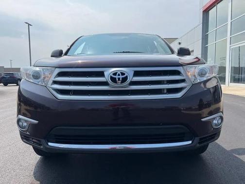 2012 Toyota Highlander SE