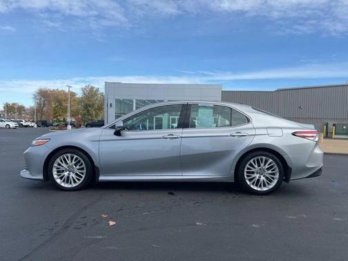 2019 Toyota Camry XLE