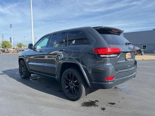 2017 Jeep Grand Cherokee Altitude