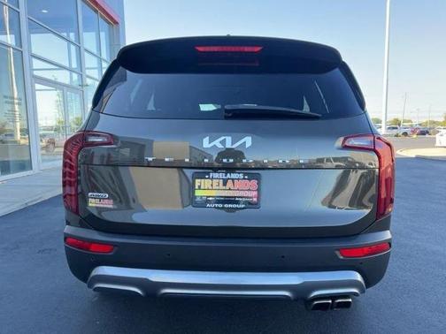 2022 Kia Telluride S