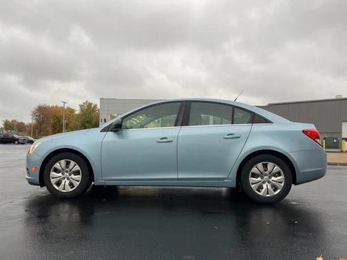 2012 Chevrolet Cruze LS