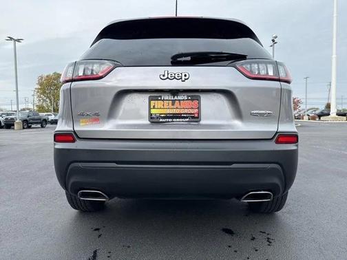 2022 Jeep Cherokee Latitude Lux