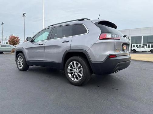 2022 Jeep Cherokee Latitude Lux