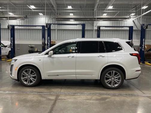 2023 Cadillac XT6 Premium Luxury AWD