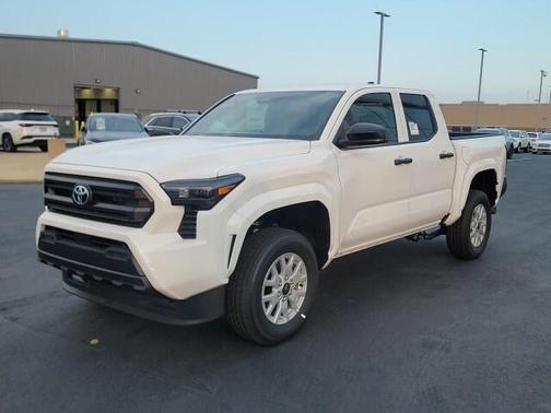 2025 Toyota Tacoma SR