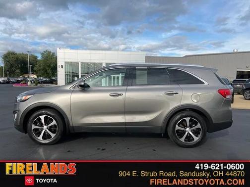 2017 Kia Sorento EX