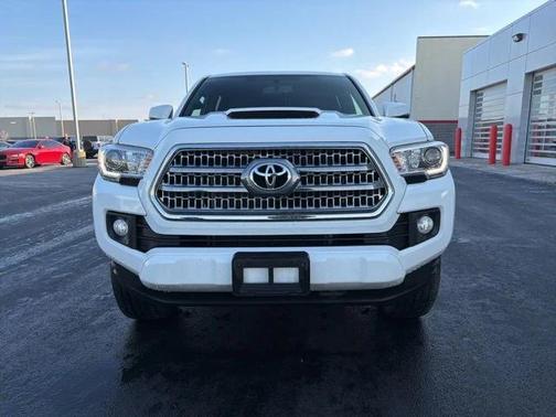 2017 Toyota Tacoma TRD Sport