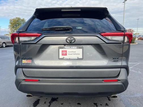 2020 Toyota RAV4 XLE