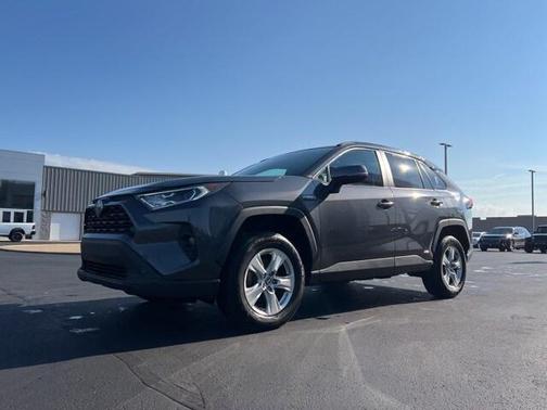 2021 Toyota RAV4 Hybrid XLE