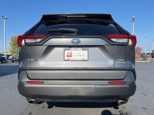 2021 Toyota RAV4 Hybrid XLE