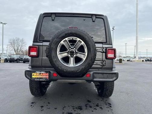 2022 Jeep Wrangler Unlimited Sahara