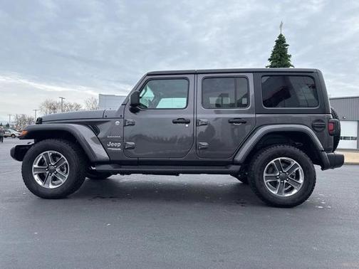 2022 Jeep Wrangler Unlimited Sahara
