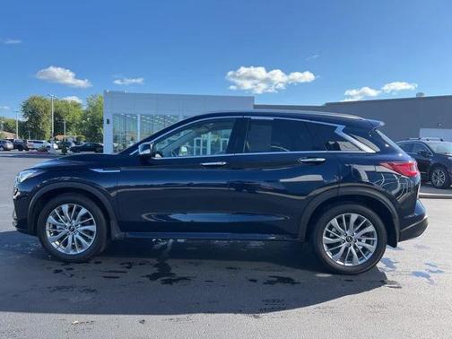 2024 INFINITI QX50 LUXE