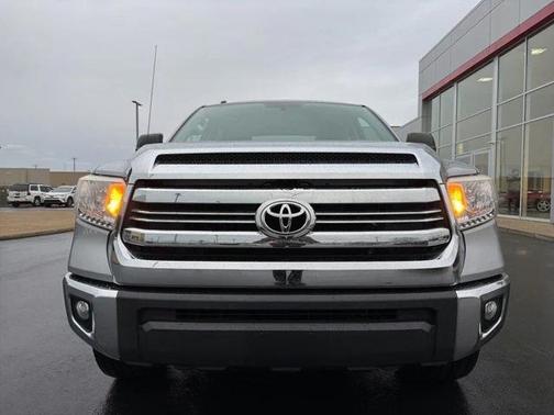 2016 Toyota Tundra SR5