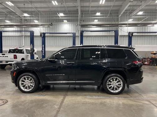 2021 Jeep Grand Cherokee L Summit