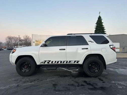 2023 Toyota 4Runner TRD Off Road Premium