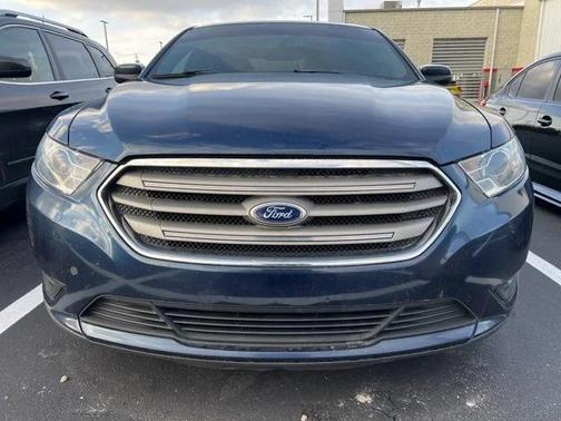 2016 Ford Taurus SEL