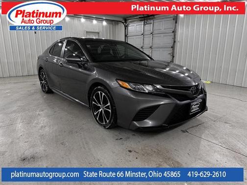 2018 Toyota Camry SE