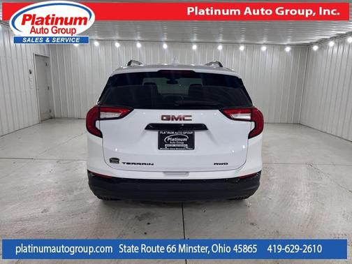 2024 GMC Terrain SLE